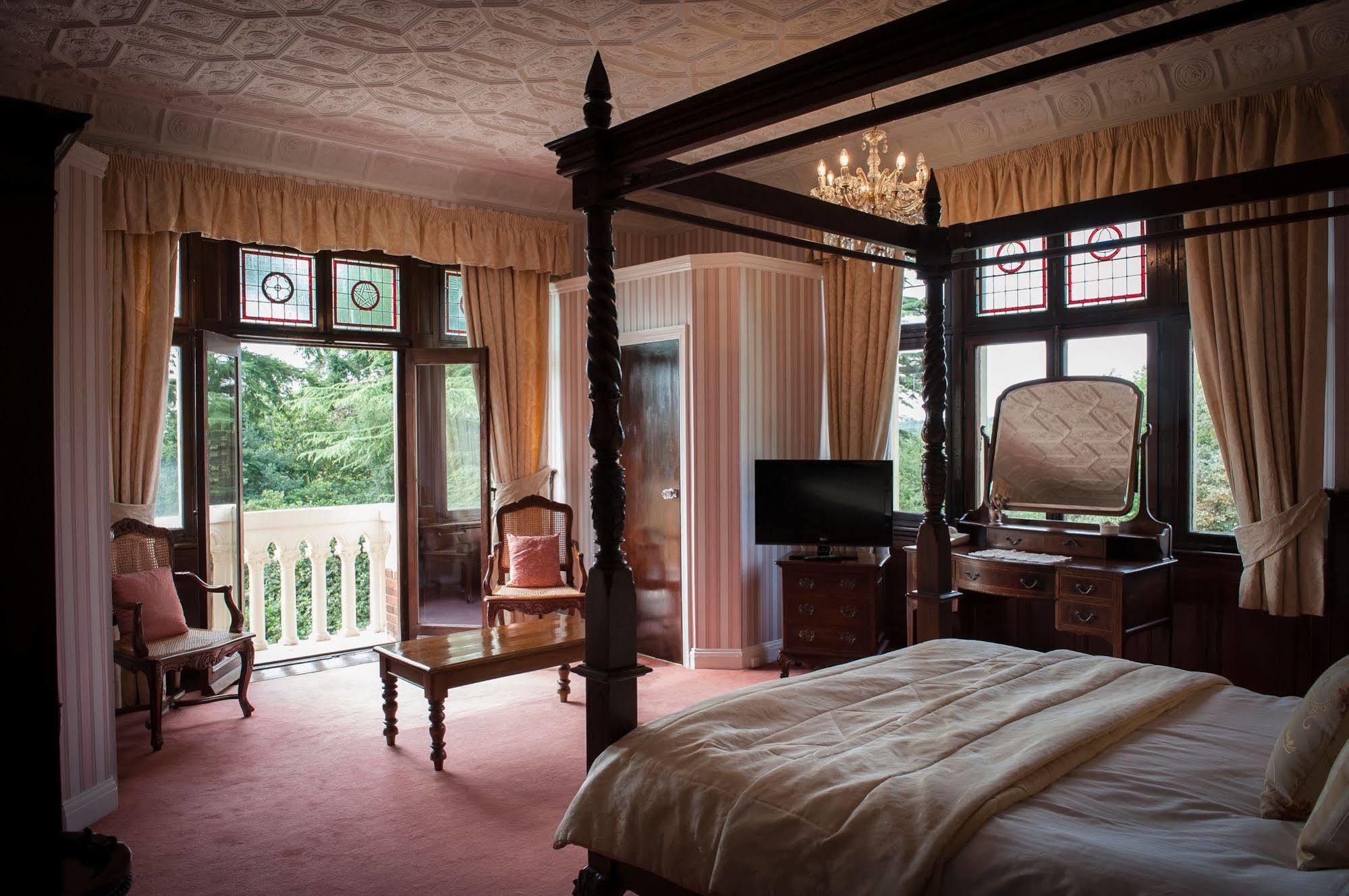 Highley Manor Hotel Balcombe Exterior photo